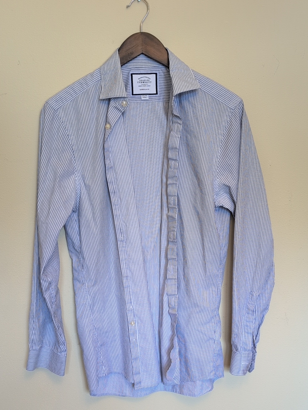 Charles Tyrwhritt Blue and White Striped Dress Shirt 15.5 / 34 Super Slim Fit